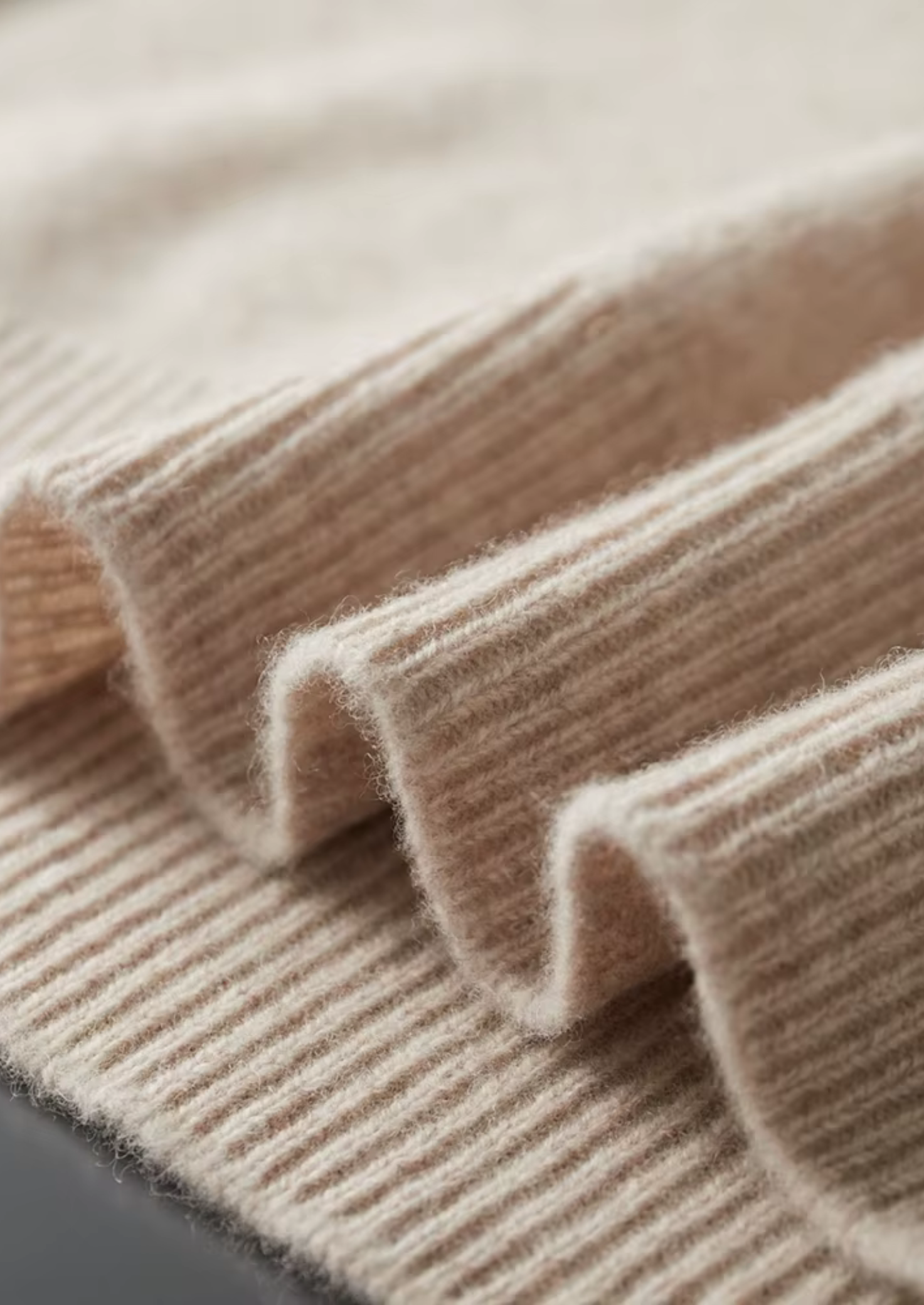 Cavallo WOOL BUTTON HOODIE