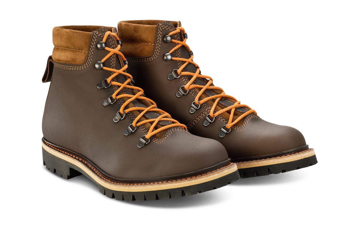 Corbett Walking Boot