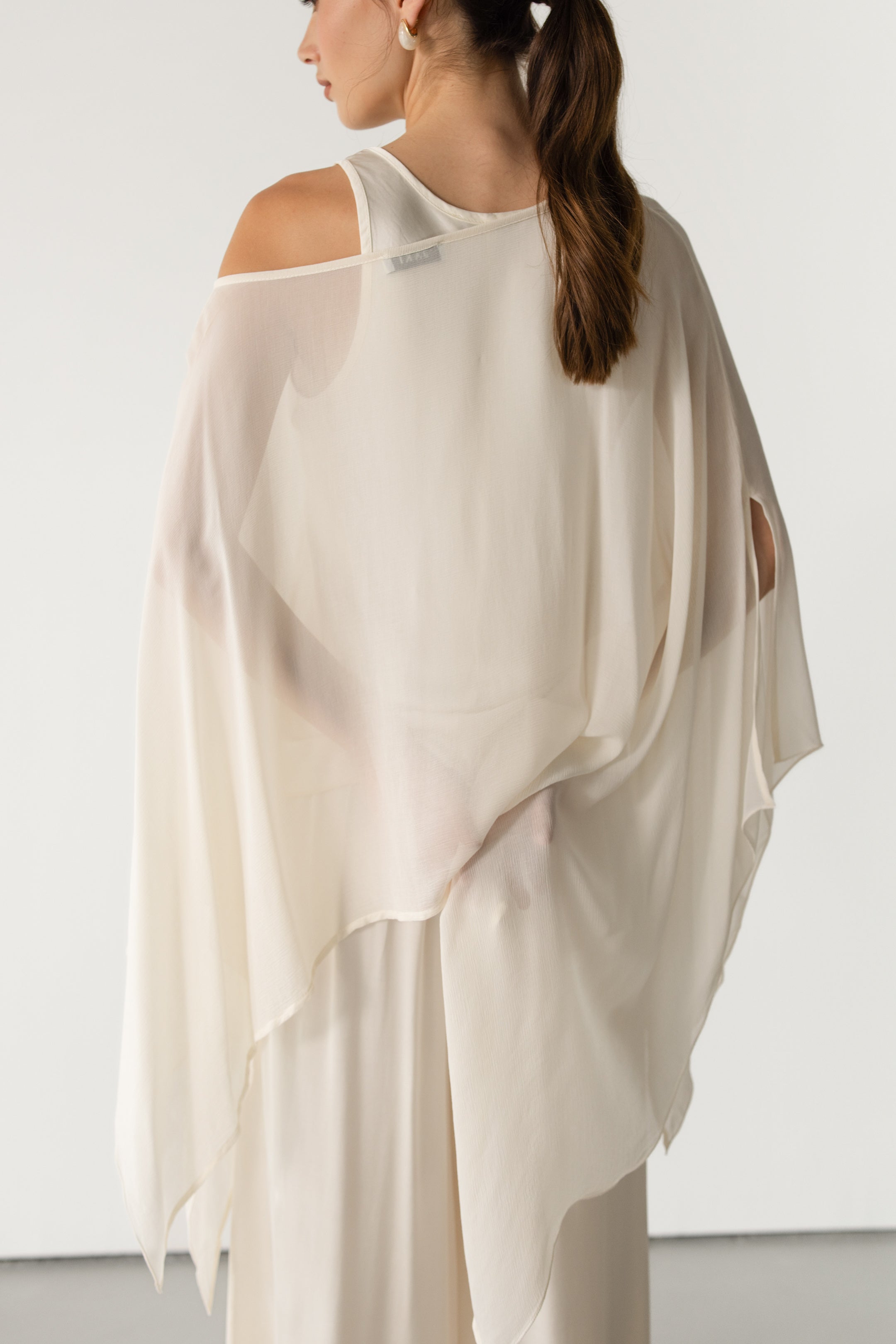 Emberly Lightweight Poncho | Ivory