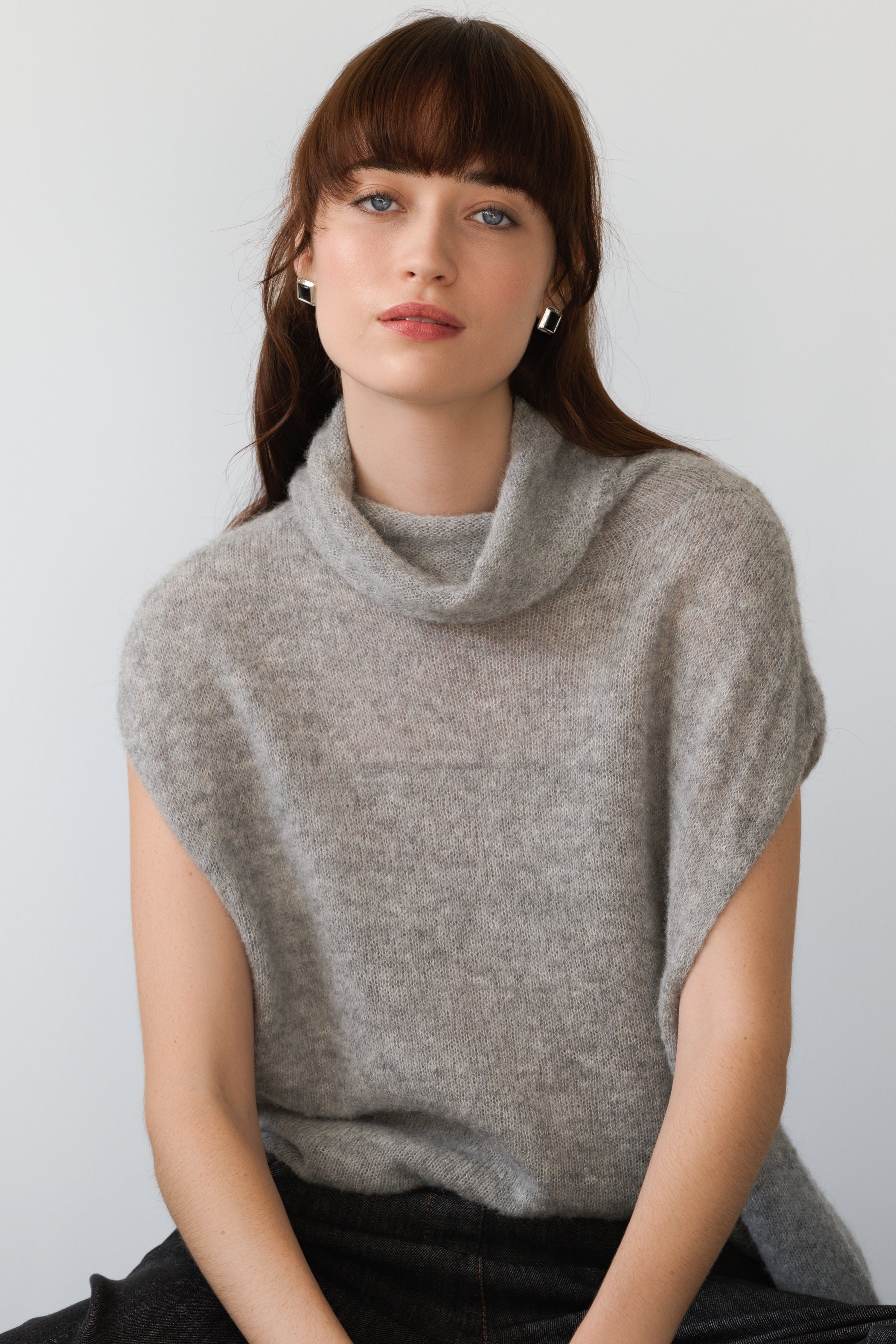 Nyx Sleeveless Turtleneck | Grey | Alpaca-Wool Blend