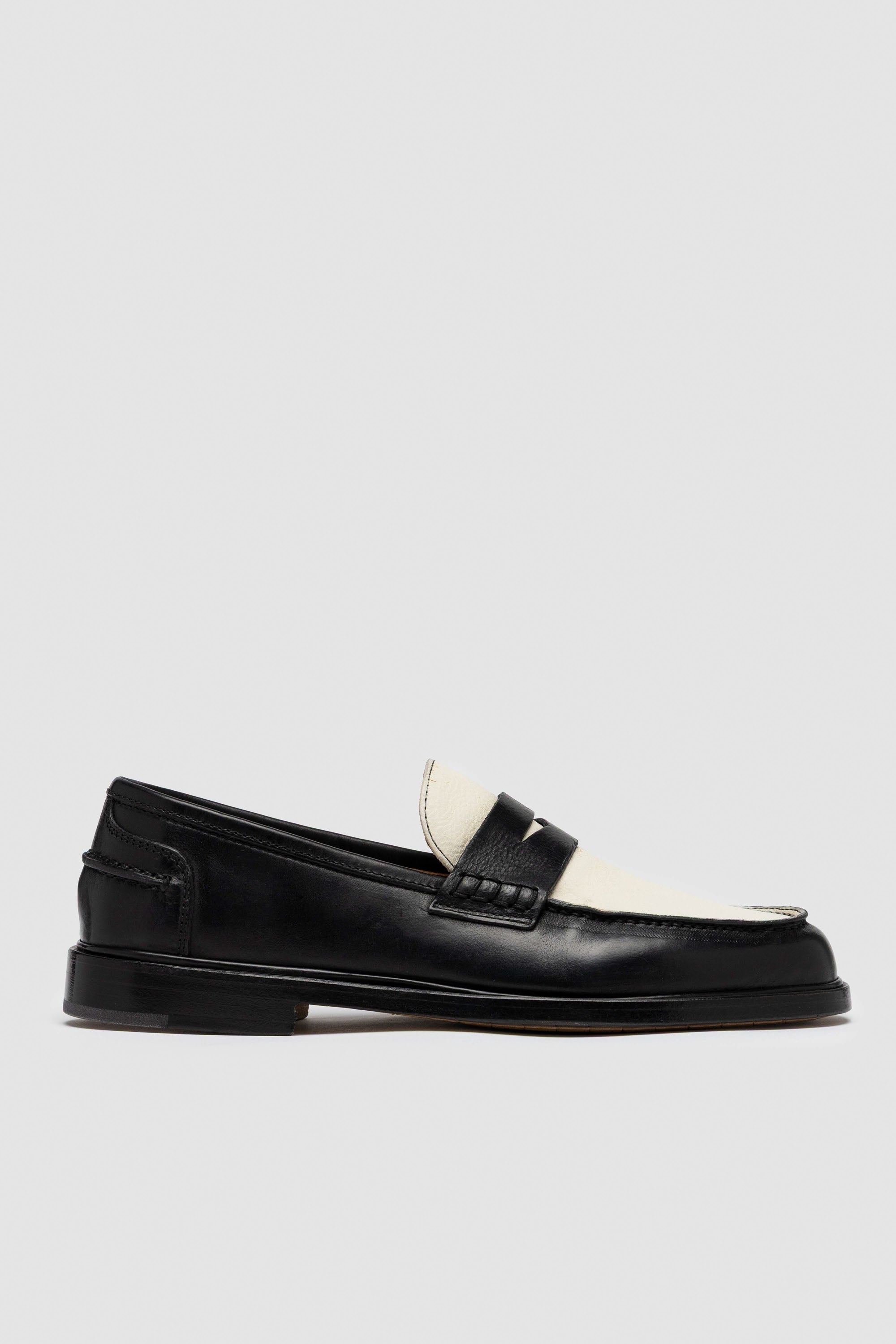 PIA BICOLOR BLACK & WHITE