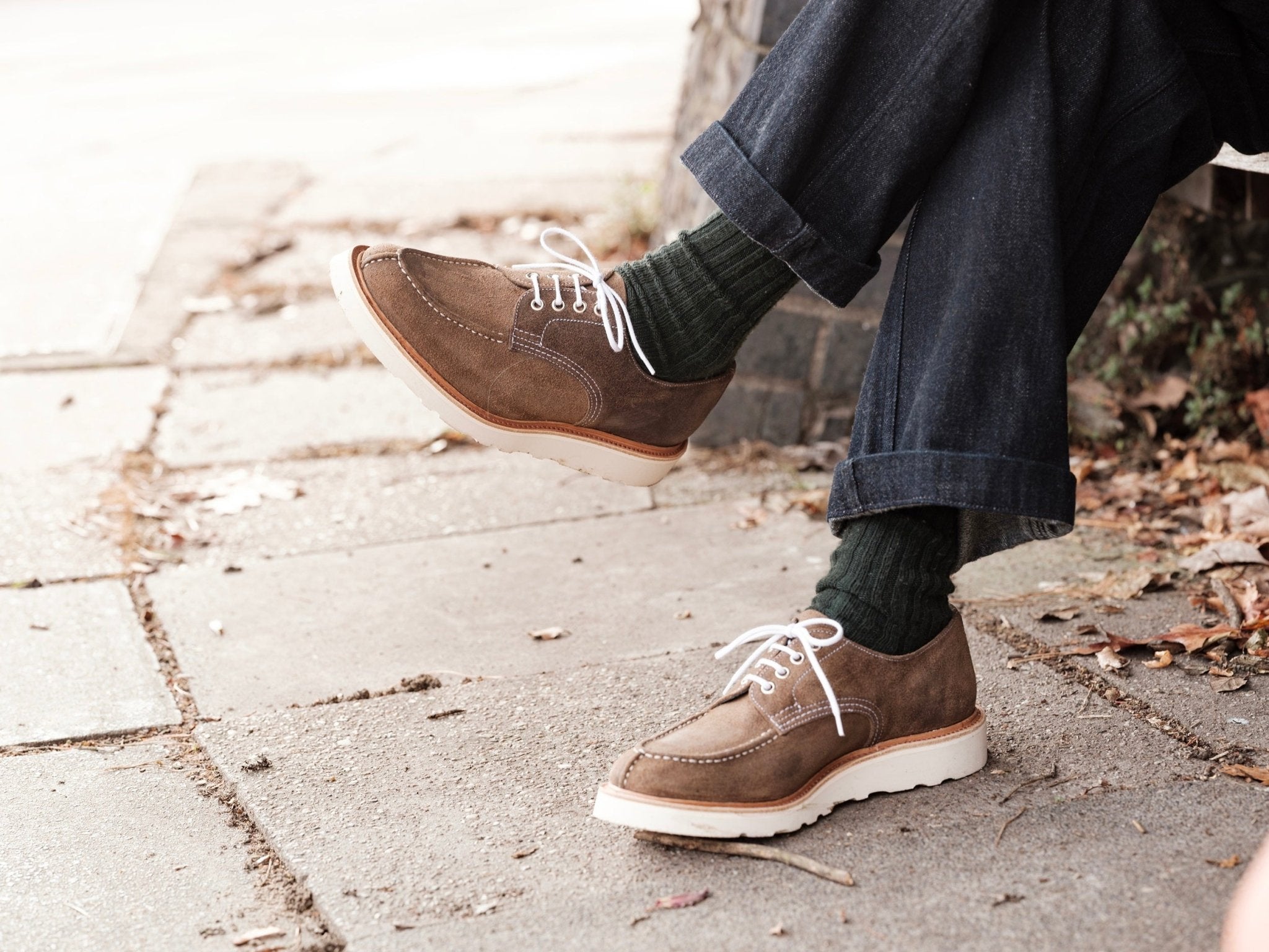 Kilsby Derby Shoe - Snuff Waxy Suede