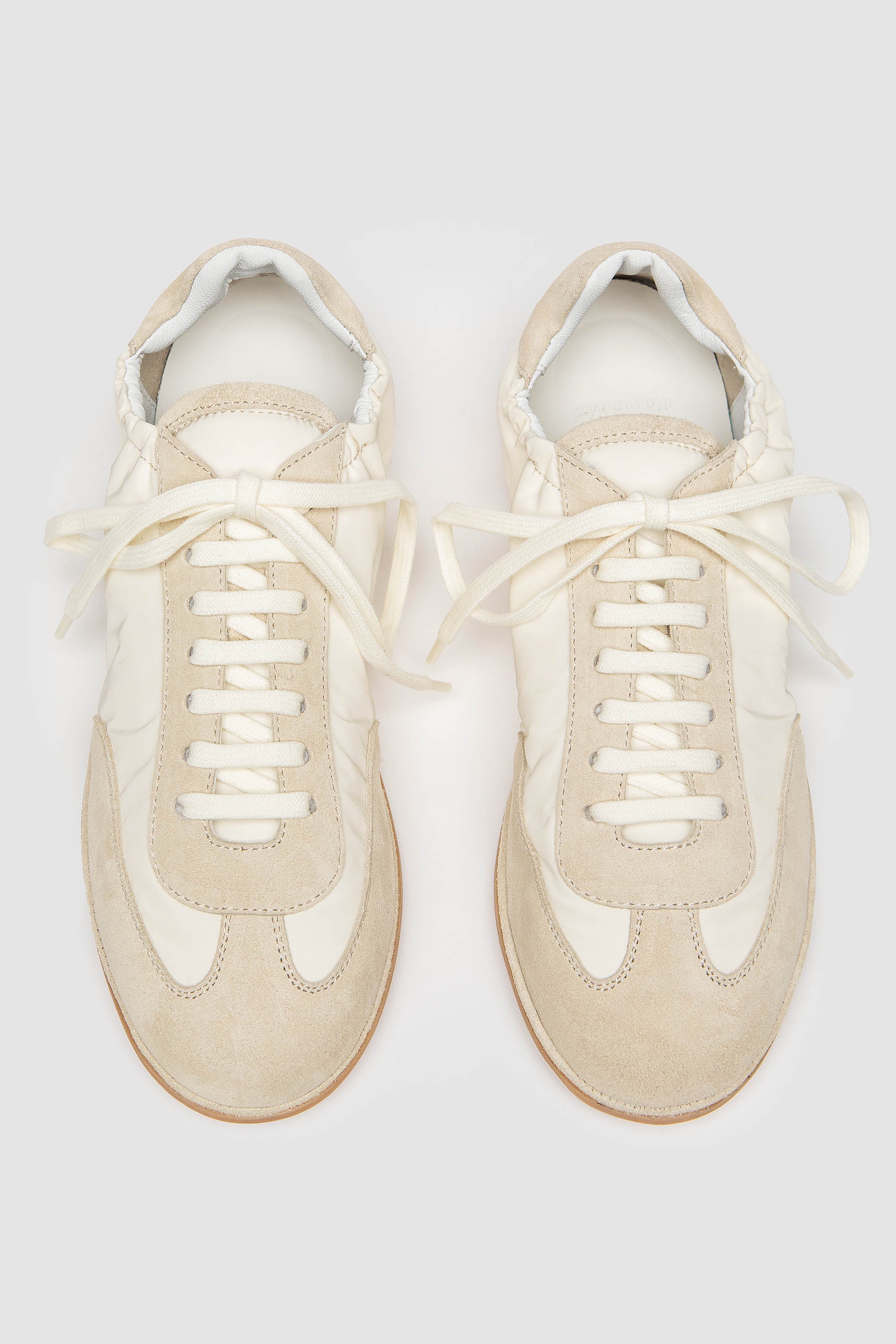 CARMEN OFF WHITE