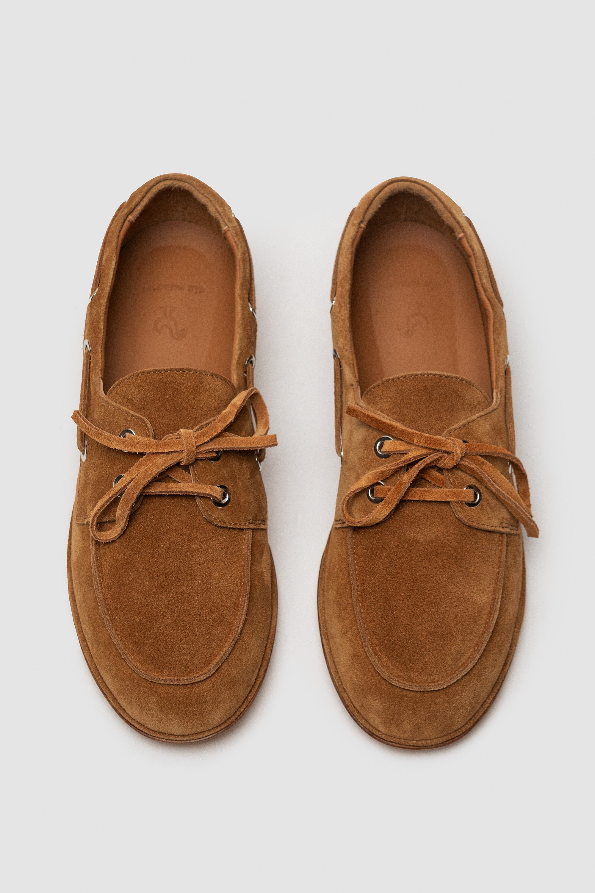 Polly light brown