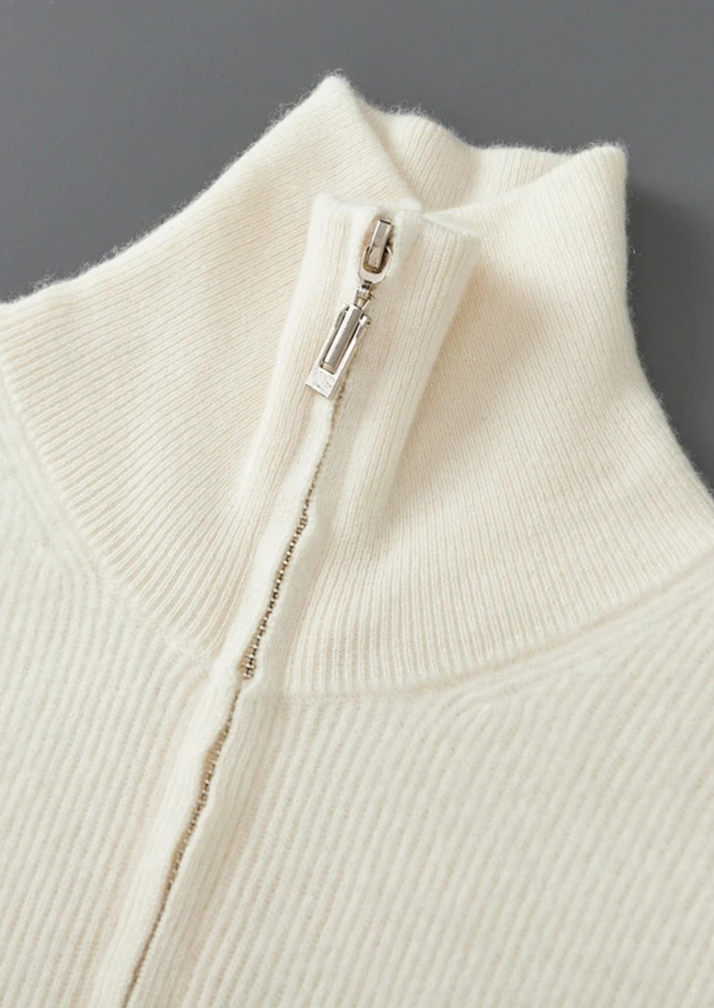 Cavallo Wool Ribbed Zipper Cardigan