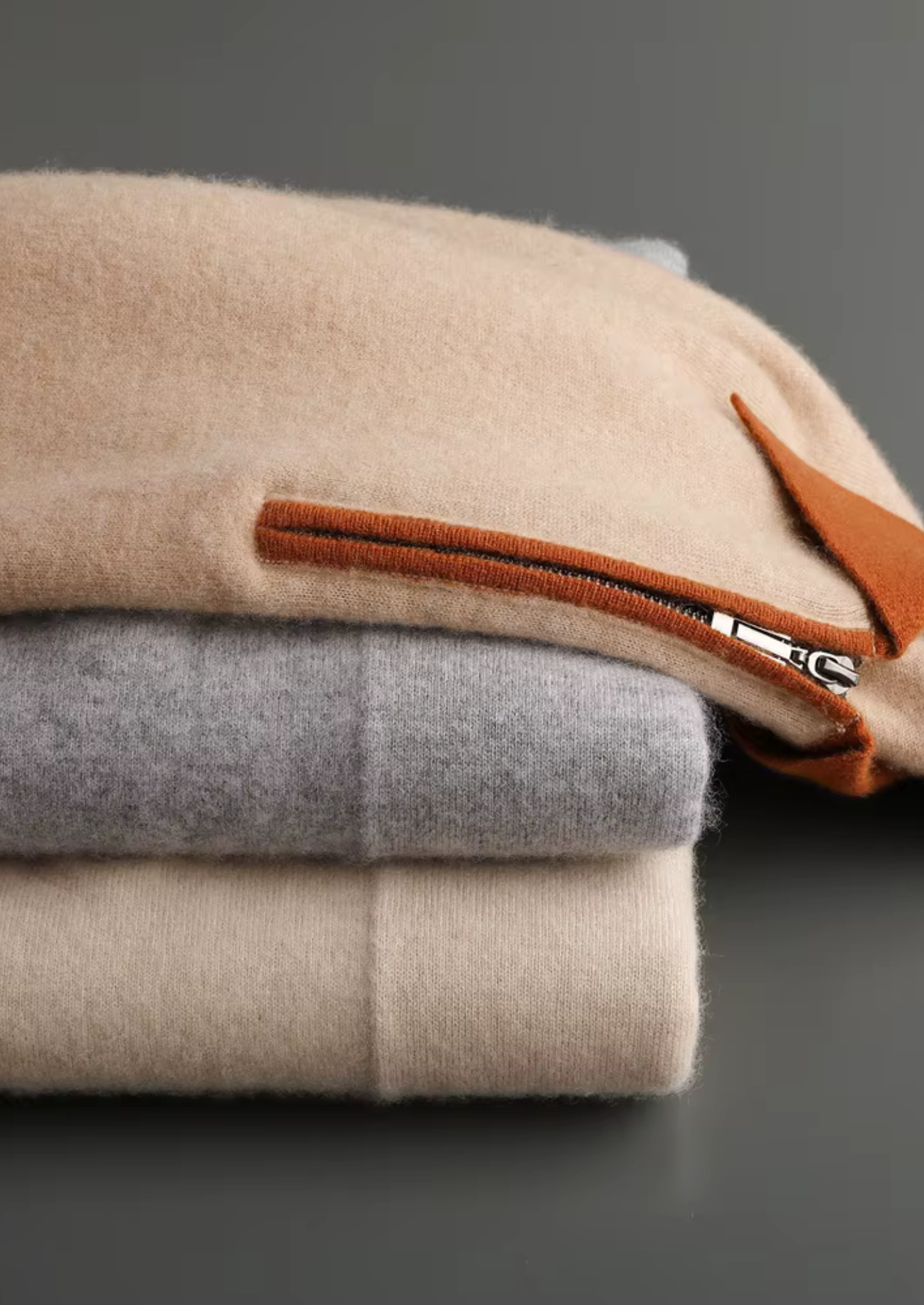 CASHMERE TWO TONE ZIPPER POLO