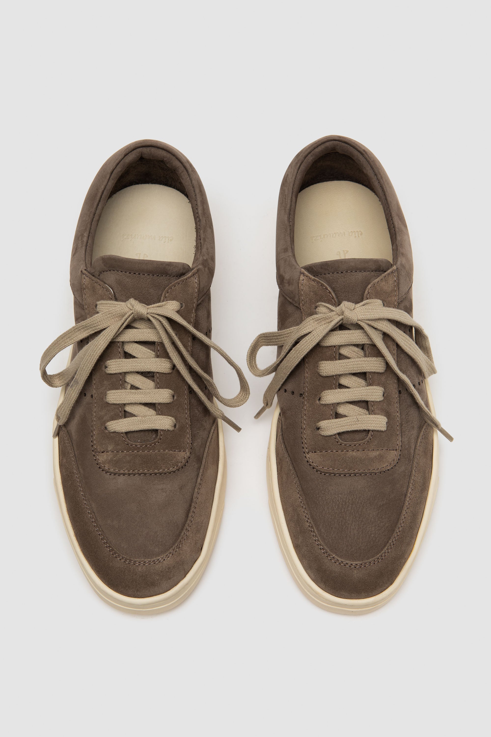 IVAN KHAKI