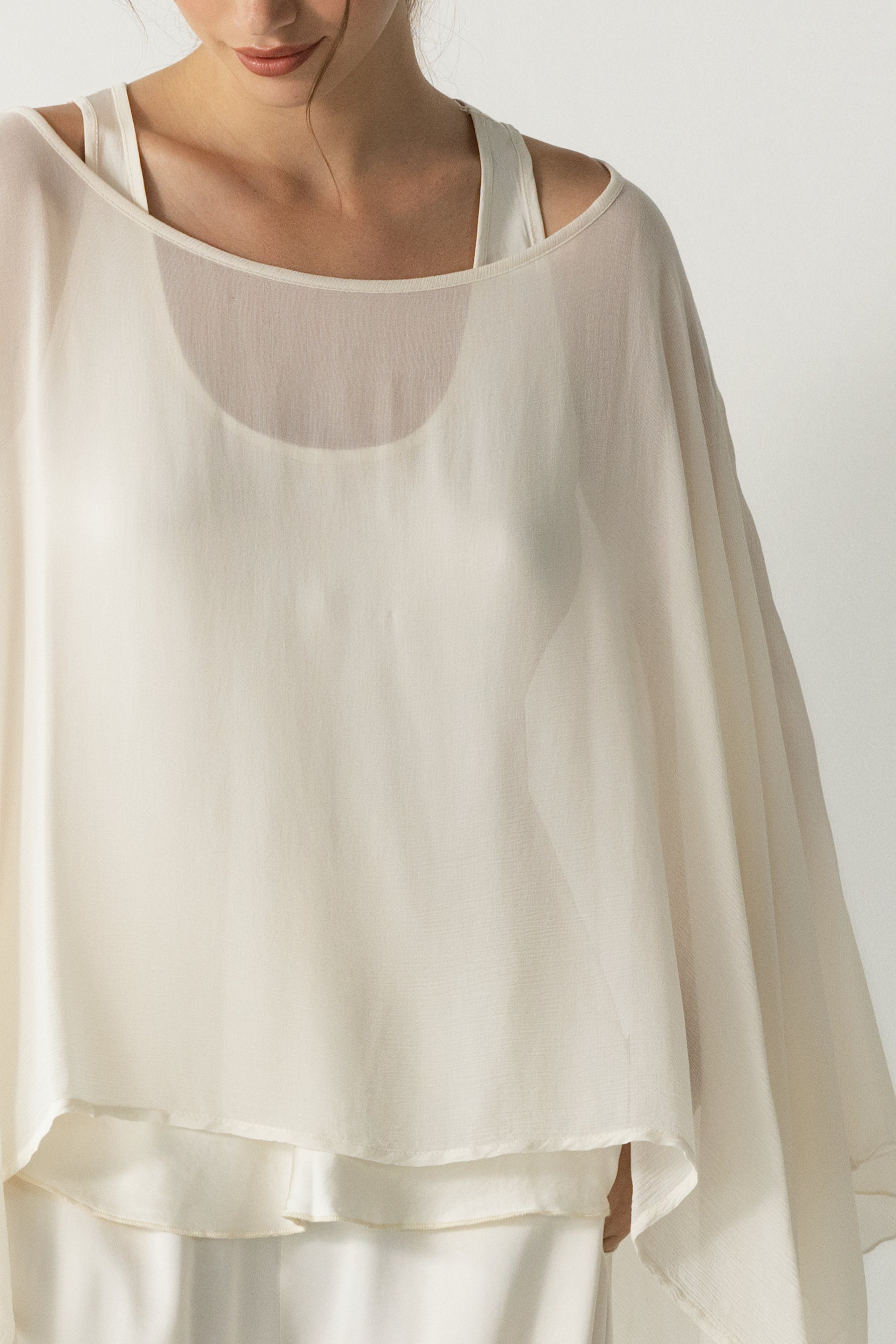 Emberly Lightweight Poncho | Ivory