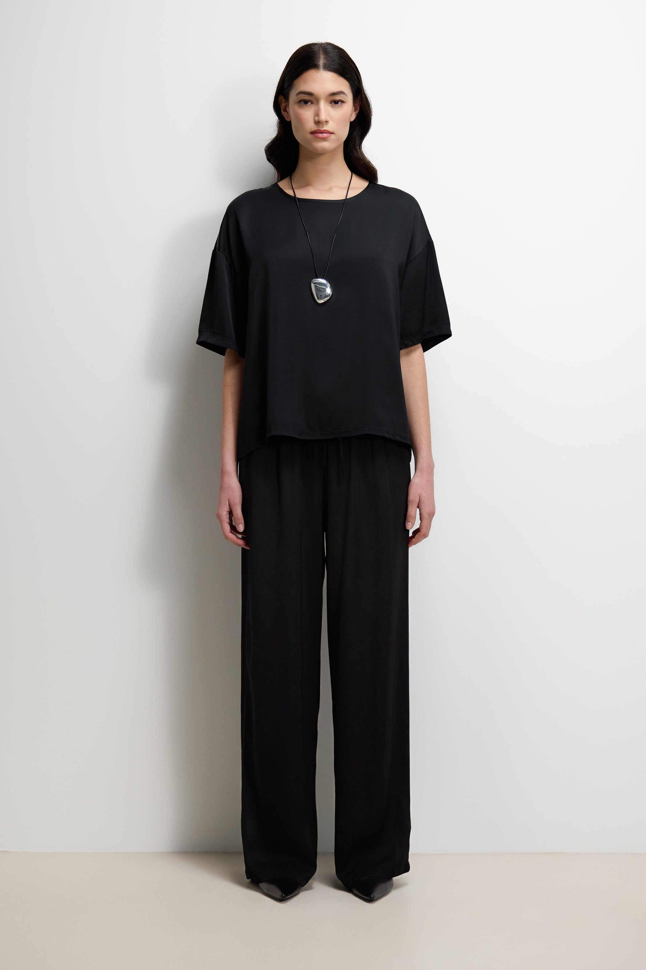 Mila Back Slit Satin Top | Black