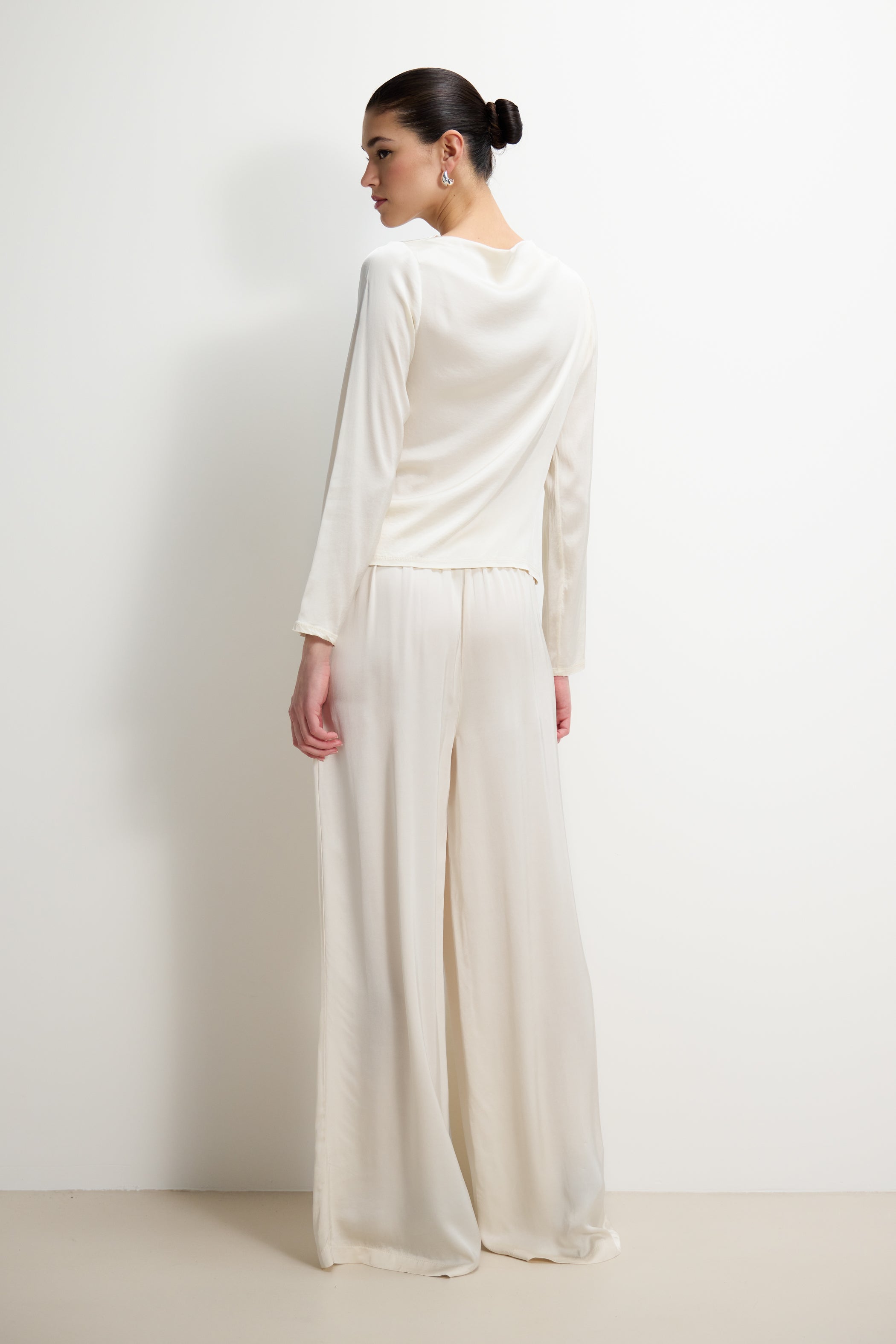 Allegra Asymmetric Long Sleeve Top | Ivory