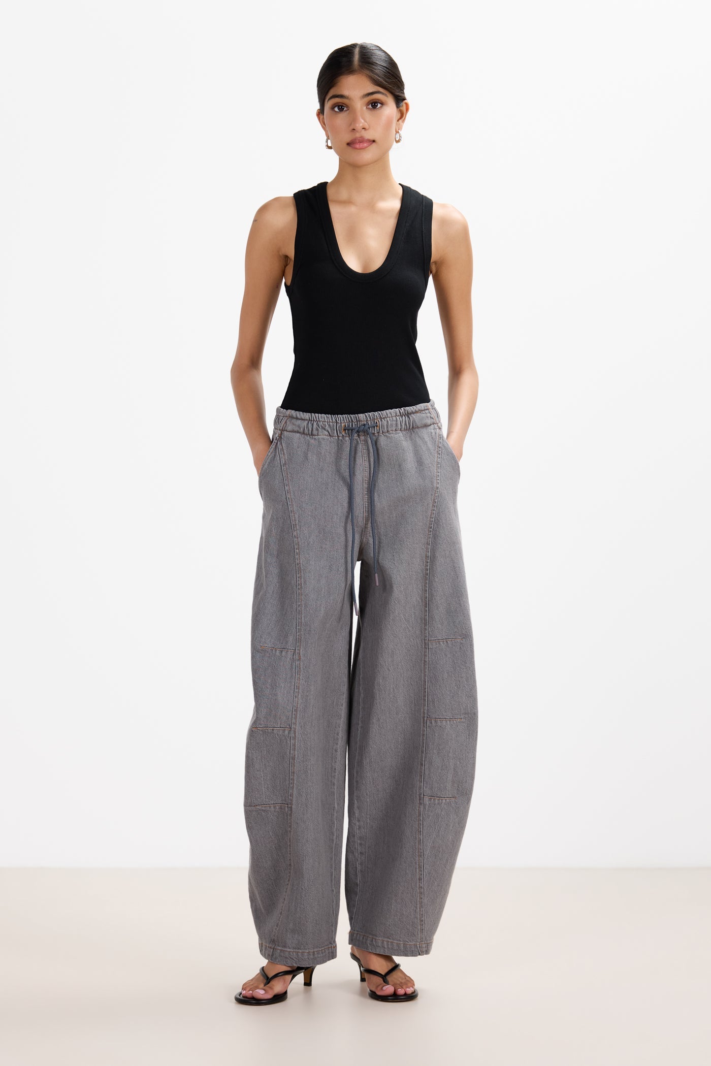 Juno Elastic Waist Barrel Jeans | Washed Grey