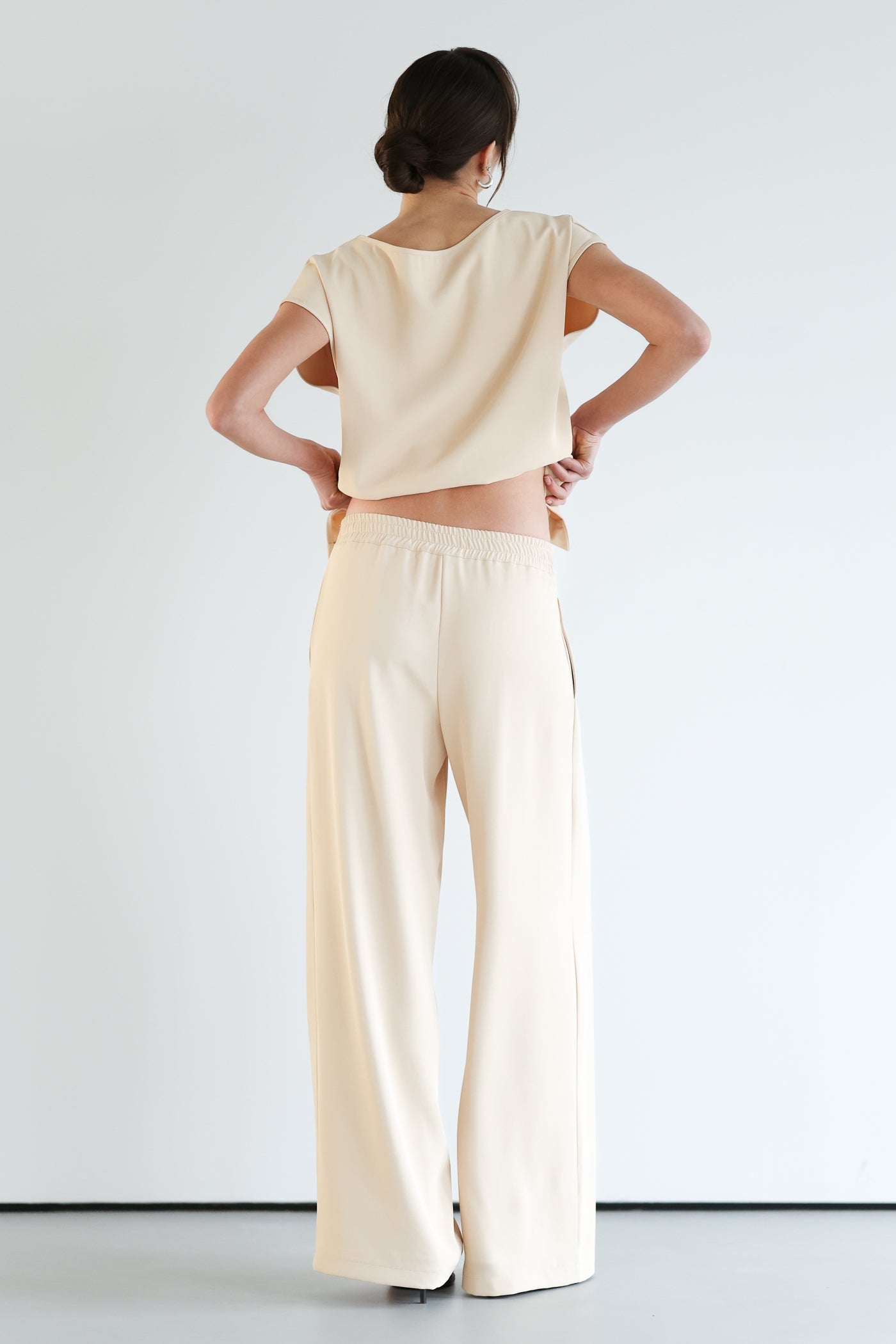 Blanchett Pleated Trousers | Almond Beige