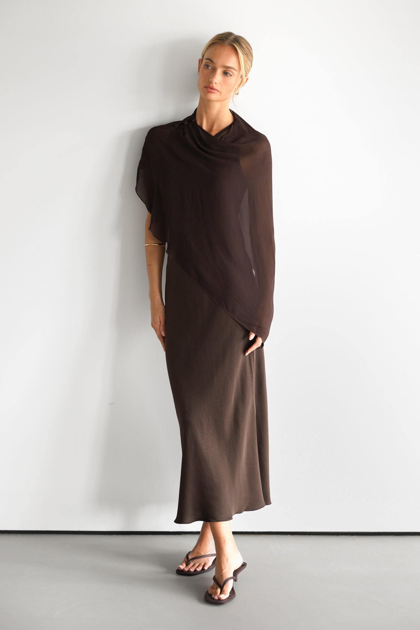 Lumi Asymmetric Poncho | Espresso Brown
