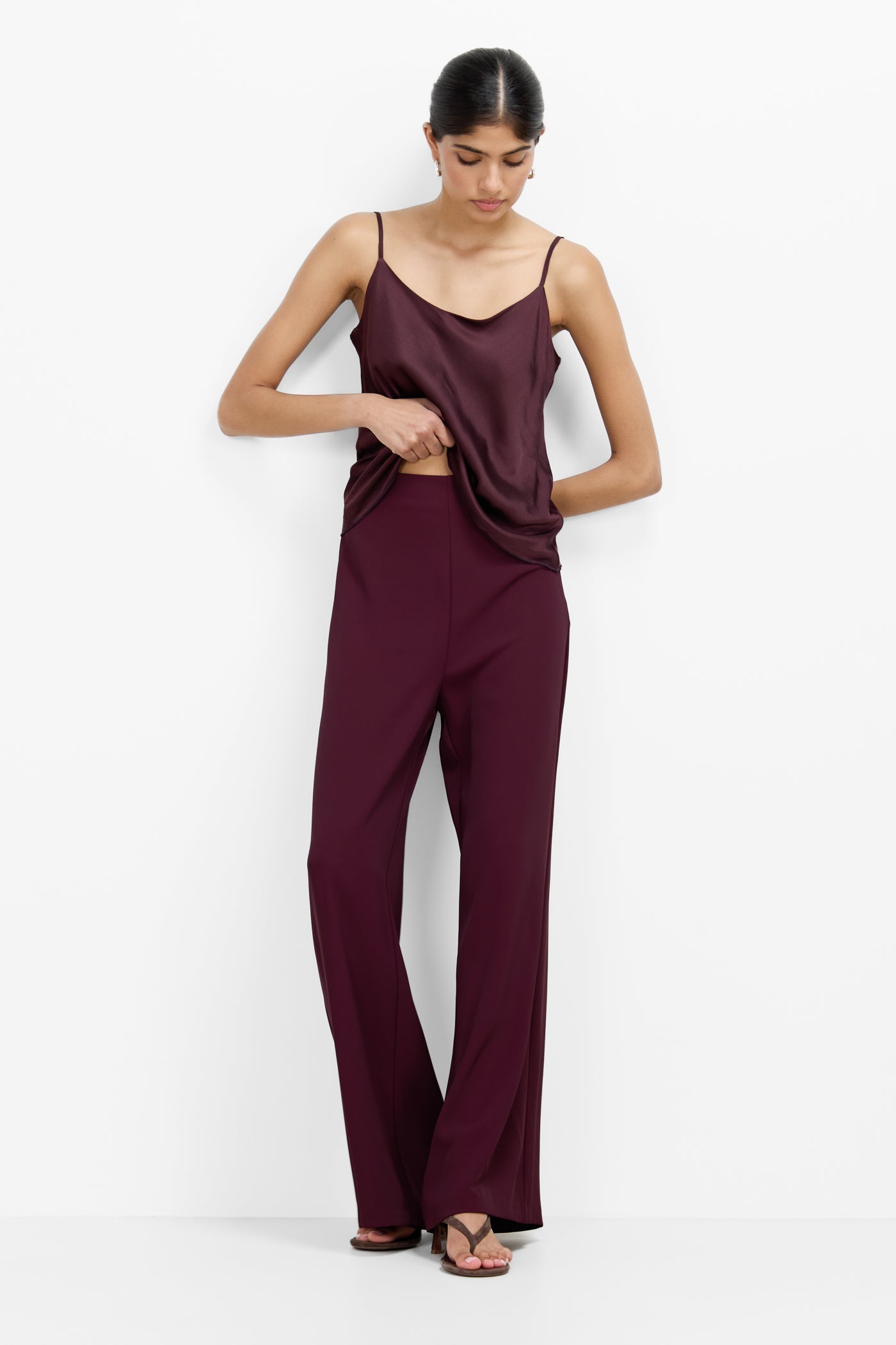Zuri Trousers | Burgundy