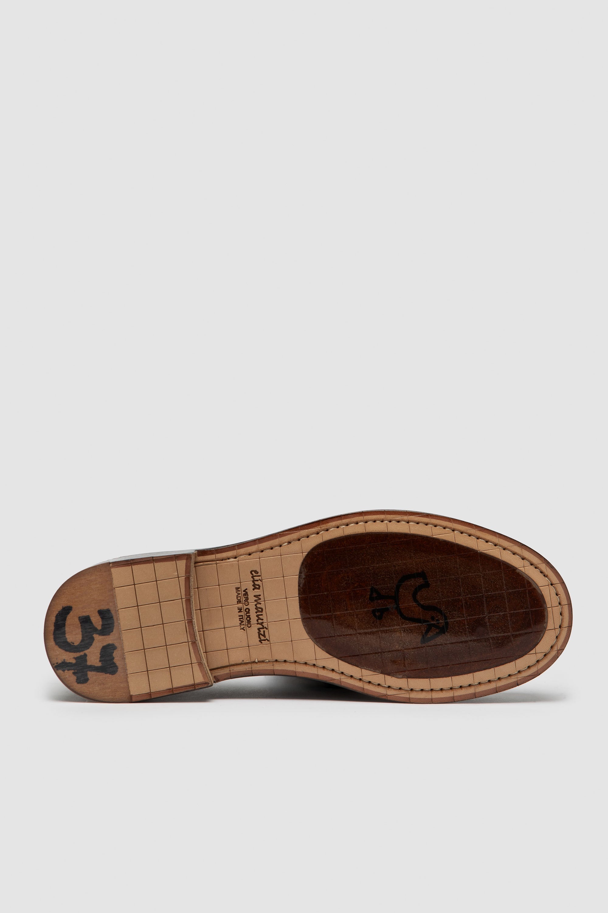Pia Dark Brown