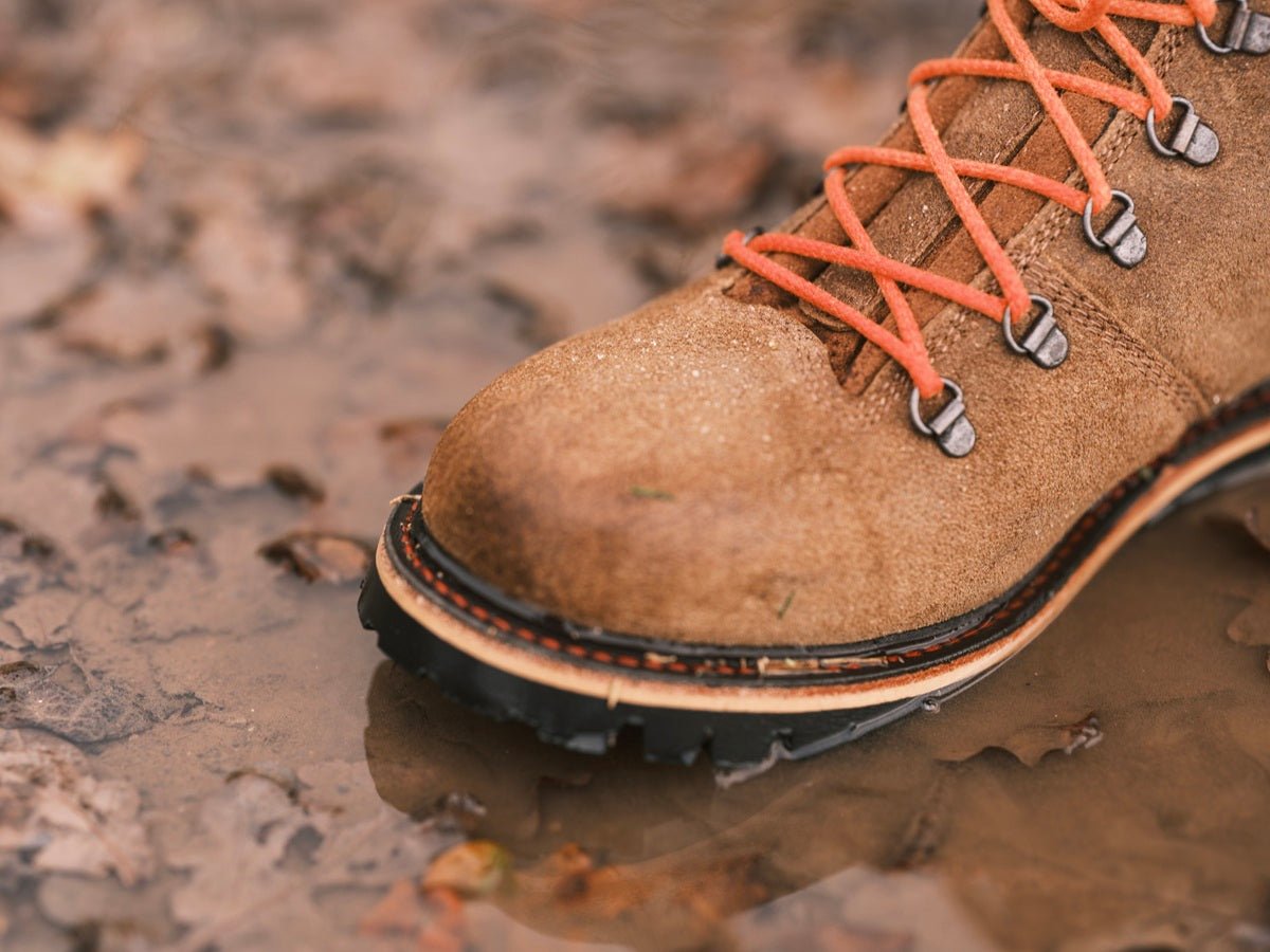 Corbett Walking Boot - Peanut Reverse Suede