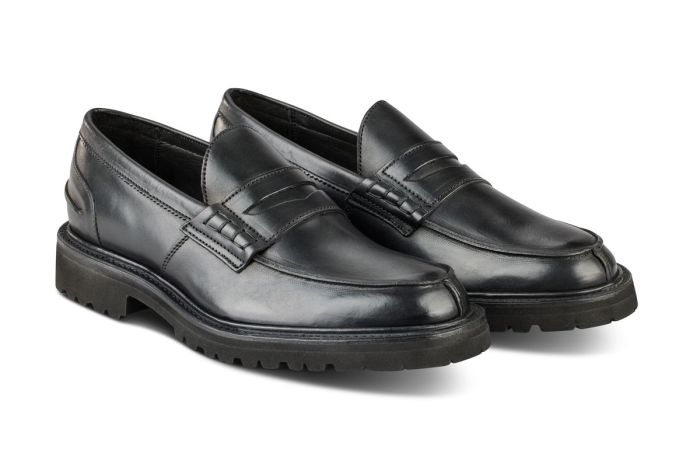 Eva Penny Loafer - Black